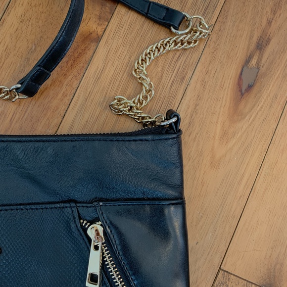 River Island black and gold purse - Picture 3 of 4